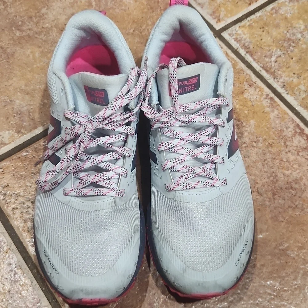 New Balance running Fuelcore women's size 8 Nitrel great condition